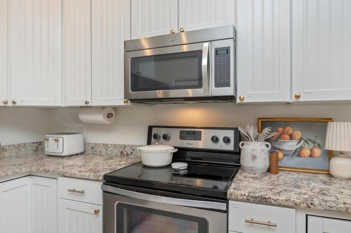 Holiday home Toasted Coconut: Walk To Beach/hottub/kid Friendly